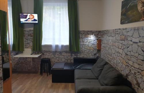 Balatonszarszo Bed & Breakfast | Kid Família Panzió Balatonszárszó