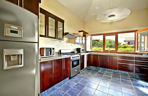 Punta Cana Villa | KID-FRIENDLY LUXURY VILLA - 300 YARDS FROM BEACH - MAID & CHEF INCLUDED !