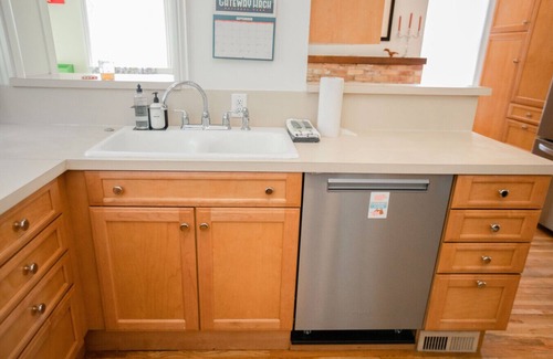 Lower Avenues House | Kid-Friendly Stay with Backyard: Long Stays