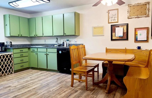 Teton House | Kid-Oriented Themed Adventure - 3-bedroom house