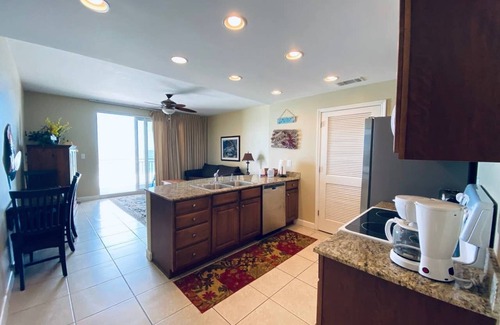 West Panama City Beach Condo | Kids Water Park | Family-Friendly | Beachfront | Free Wifi | Beach Service*