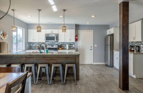 Raskin Estates House | Kierland Jewel | Pool+Spa+Game Room+Putt+Fire Pit!