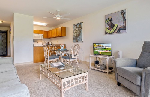 Kihei Condo | Kihei Akahi Condo w/Free WiFi, Private W/D-Waves Await