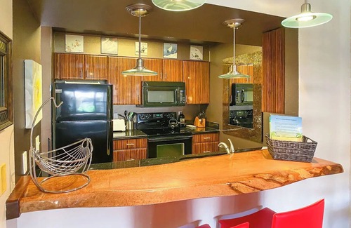 Kihei Condo | Kihei Bay Vista #A202- Kalepolepo Beach