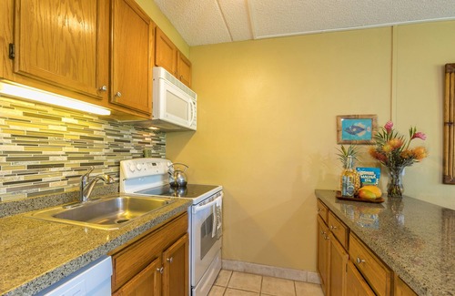 Kihei Condo | Kihei Kai Nani #3-116 Garden View, Across From The Beach, Great Rates, Wifi!