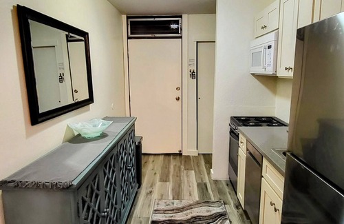 Kihei Condo | Kihei Maui Studio Condo king bed and pullout couch on bottom floor *1