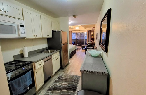 Kihei Condo | Kihei Maui Studio Condo king bed and pullout couch on bottom floor *1