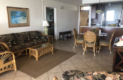 Kihei Condo | Kihei Oceanfront Remodeled 3 Bedroom! Million Dollar Views with Sounds of Surf