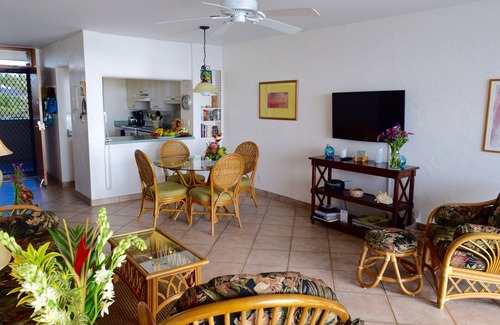 Kihei Condo | Kihei Oceanfront Remodeled 3 Bedroom! Million Dollar Views with Sounds of Surf