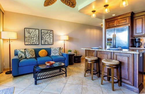 Kihei Condo | Kihei Surfside 1BR Panoramic Ocean Views Updated Comfort and Poolside Fun