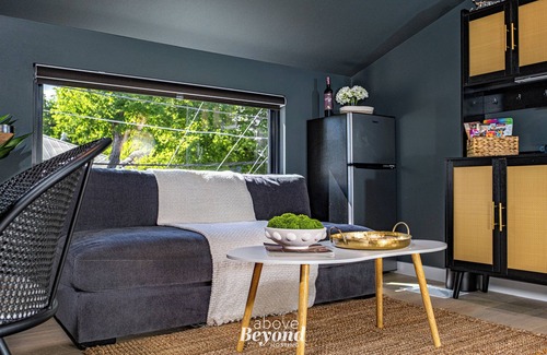 Austin Apartment | Kiki in the City | By UT and Downtown Austin Texas