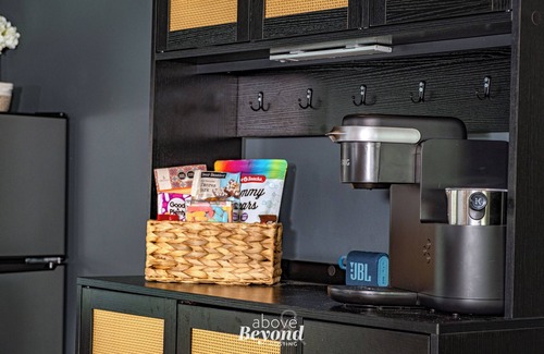 Austin Apartment | Kiki in the City | By UT and Downtown Austin Texas