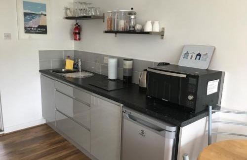 Quintrell Downs Apartment | Kiki’s Corner
