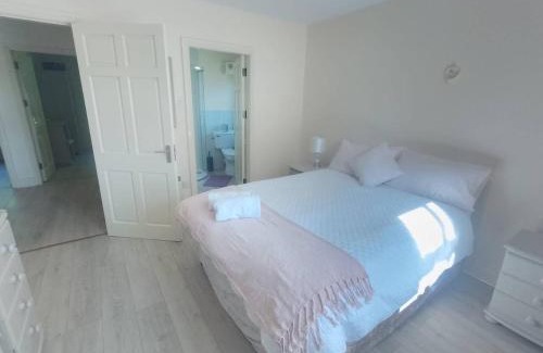 Killarney House | Kilarney cottage