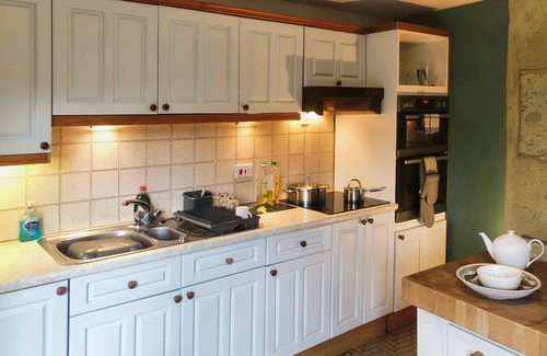Ventnor Cottage | Kildare - a house that sleeps 11 guests in 4 bedrooms