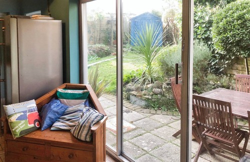 Ventnor Cottage | Kildare - a house that sleeps 11 guests in 4 bedrooms
