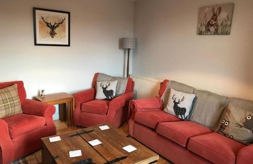 Tongue House | Kildinguie - Traditional Cottage - on NC 500 Route