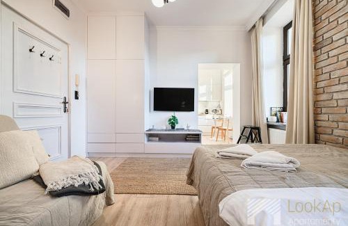 Srodmiescie Apartment | Kilińskiego 33 by LookAp Centrum , darmowy Parking!