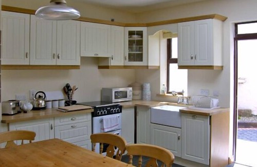 Kilkee Cottage | KILKEE COTTAGE, family friendly in Kilkee, County Clare