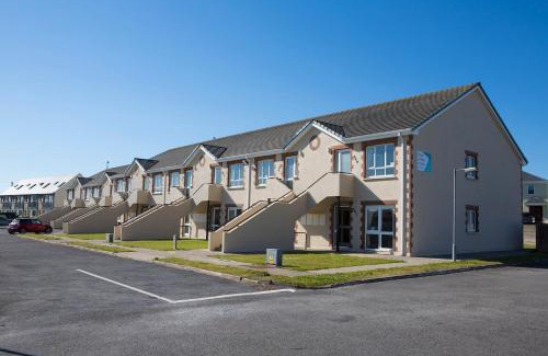 Kilkee House | Kilkee Holiday Homes Type A by Trident Holiday Homes