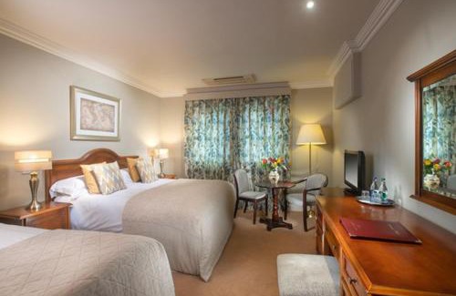 Killarney House | Killarney Lodge