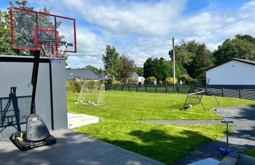 Aghadoe House | Killarney modern family cottage