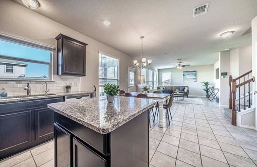 Killeen House | Killeen+6bd+PCS+Construction+Corporate+Insurnace
