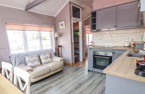 Belmont House | KILLYGALLY COTTAGE, family friendly in Belmont, Co Offaly