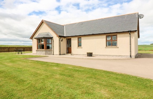 Ellon Cottage | KILNARY COTTAGE, country holiday cottage, with open fire in Pitmedden