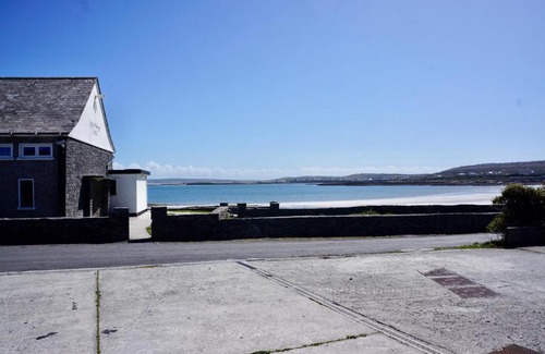 Kilronan Apartment | Kilronan Apartment (2 Bedrooms, Sleeps 4)