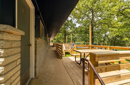 Kimberling City Apartment | Kimberling Cove M10