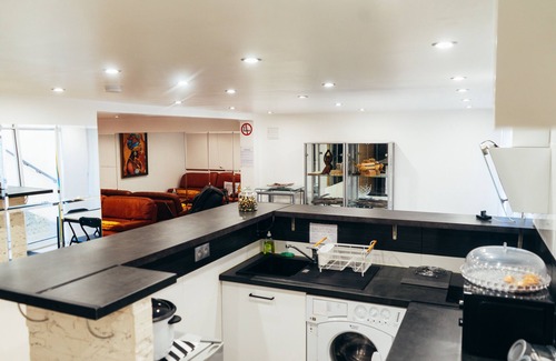 Osny Apartment | Kimia House II : modern flat. & cocooning 2 bedrooms