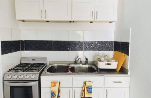 Maho Apartment | Kim’s Hideaway is a small precious apartment, where you will love to stay.