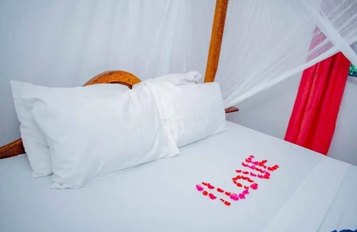 Nungwi Bed & Breakfast | Kimti House - Triple Room 2