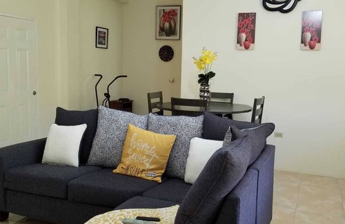 Falmouth Apartment | King Bed/Entire Ensuite Apartment