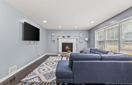 Antioch House | King beds, Free Wi-Fi, Gas Grill Cozy Antioch home