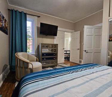 Peterborough Apartment | King Comfort Retreat