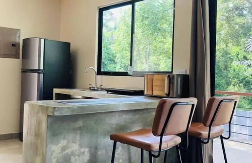 Puerto Viejo de Talamanca Apartment | King Size Bed Cozy Studio Full Kitchen Pool Side Near Beach - 201