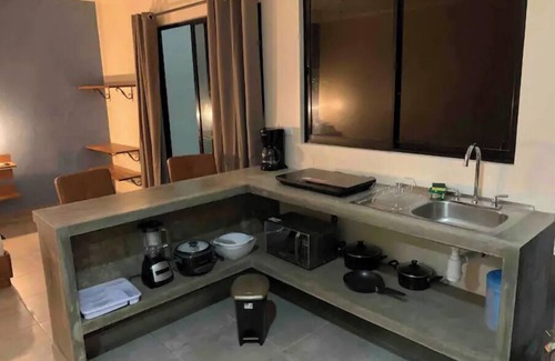 Puerto Viejo de Talamanca Apartment | King Size Bed Cozy Studio Full Kitchen Near Beach - 204
