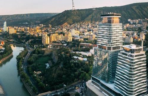 Saburtalo Hotel | King david royal dan floor 21 a