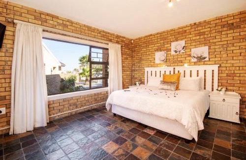 Bluewater Bay House | King Guest Lodge