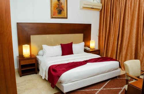 Brazzaville Hotel | King Maya Hotel