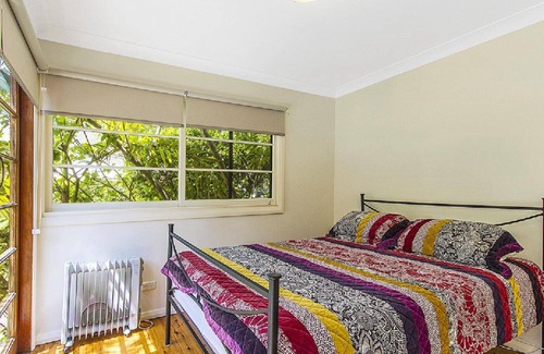 Pearl Beach House | KING PARROT COTTAGE - Close to Beach