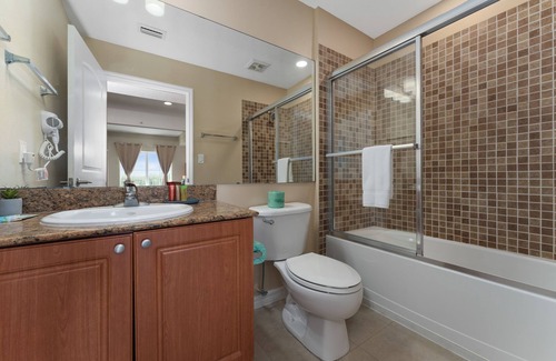 Southwest Orlando Apartment | King + Queen, Spacious Studio Near Universal