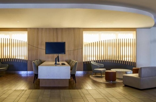 Dulles Apartment | King Room Near Capital City Ink WDC