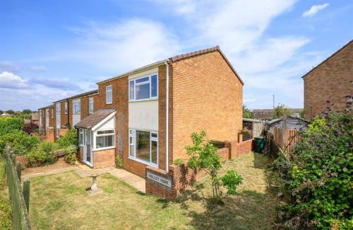 Hailsham House | King room near Eastbourne pets are welcome