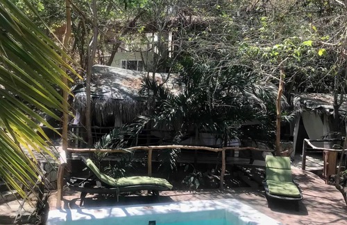Arroyo Cruz House | King room with Deck pool, in front of bay n beach!