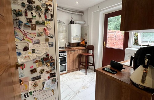 Dagenham House | King Room with Garden View.Free WiFi, flat-screen TV, picnic area and barbecue.