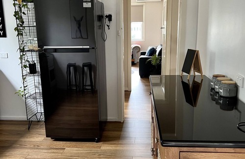 West Tamworth House | King's Park - Quiet 3 Bedroom House - Free Wifi