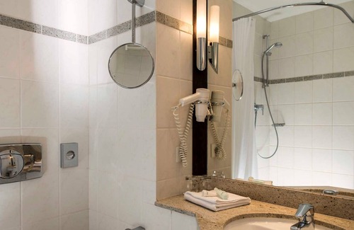 Lutherstadt Wittenberg House | King size bed double room comfort - Best Western soibelmanns Wittenberg